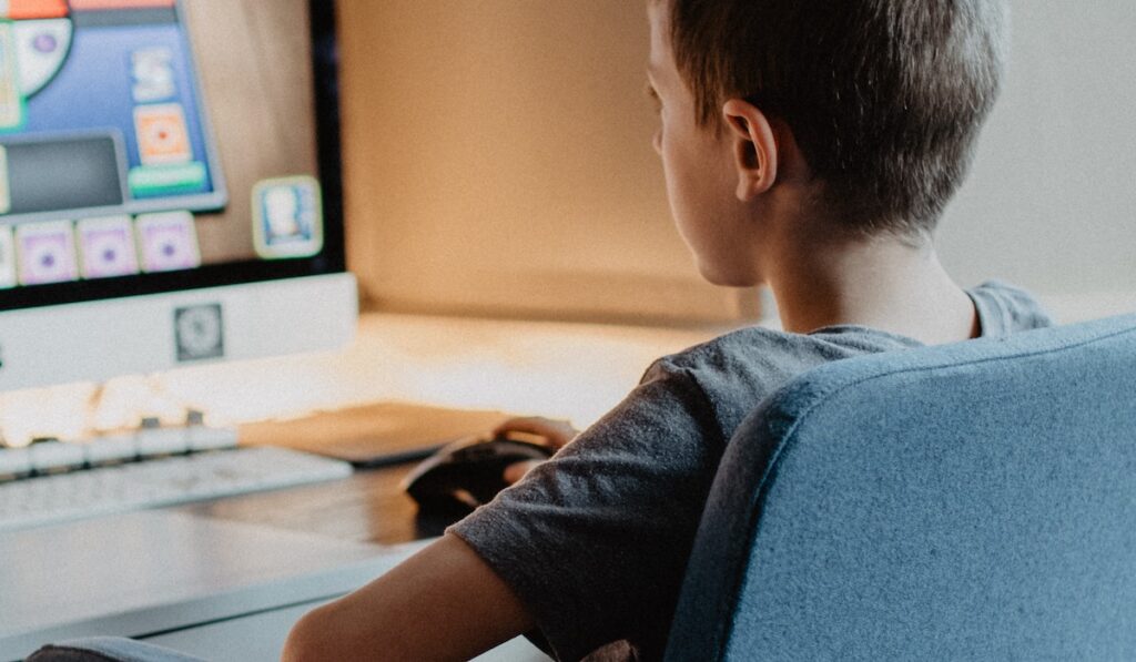 Sports Betting Advertising Regulation USA Puts Youth At Risk